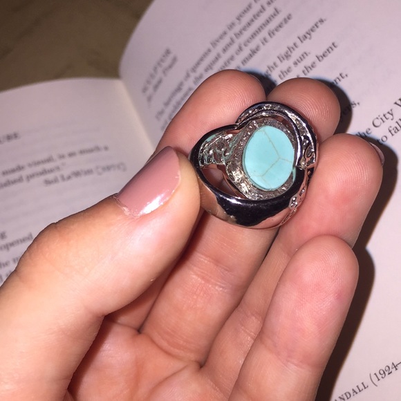 Turquoise Stone Ring - Picture 6 of 7